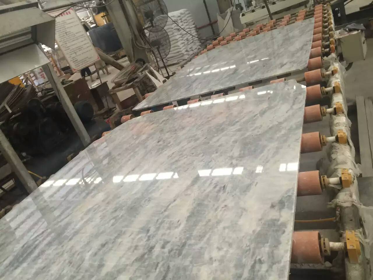 Tấm Gạch Sứ Lát Sàn Vân Đá Cẩm Thạch Xám Trang Trí Nội Thất Hiện Đại Trong Nhà - Daisan Store