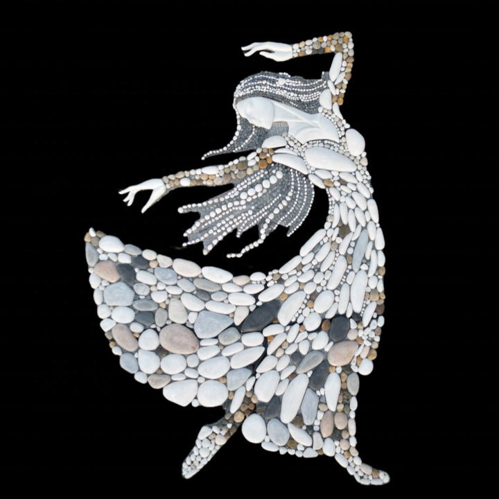 Tranh ghép đá tự nhiên nhiều màu vẽ tranh tường phụ nữ mặc đồ - Daisan Store