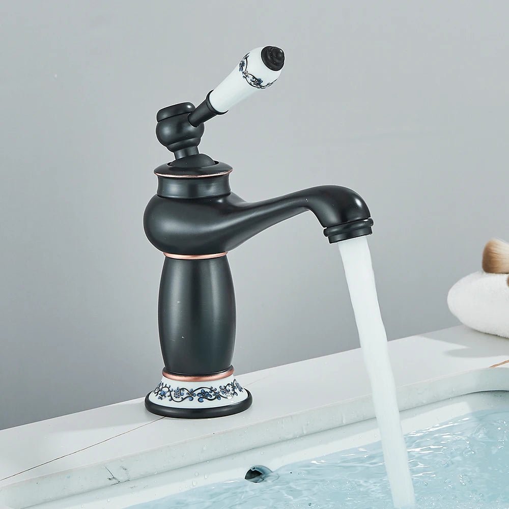 Vòi Lavabo Đồng Cổ Điển Tay Gốm Nóng Lạnh Sang Trọng - Daisan Store