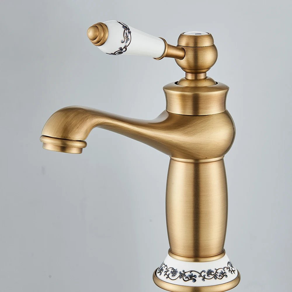 Vòi Lavabo Đồng Cổ Điển Tay Gốm Nóng Lạnh Sang Trọng - Daisan Store