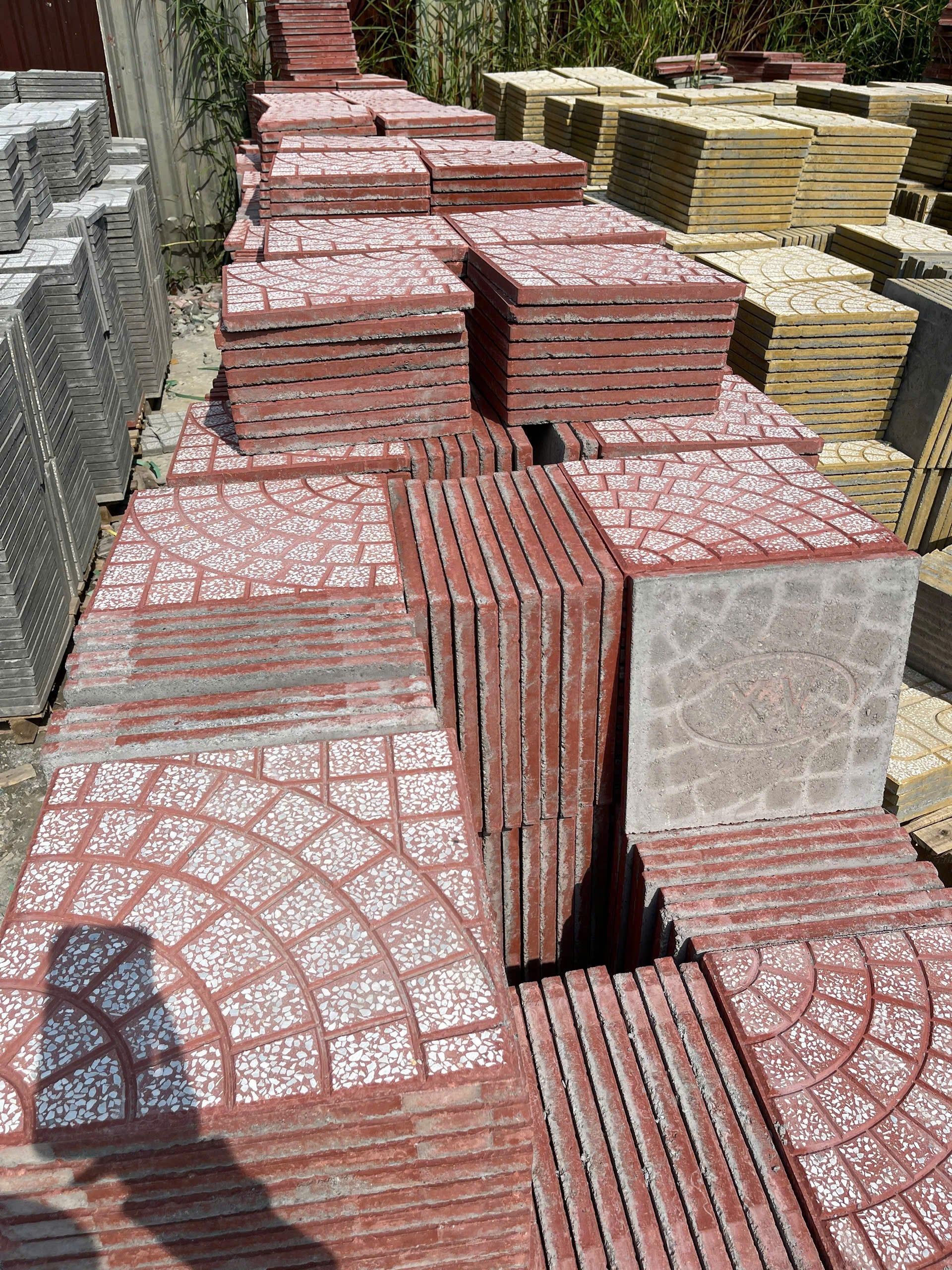 Gạch lát vỉa hè XV-5