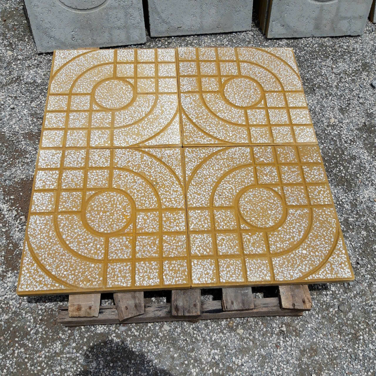 Gạch lát vỉa hè XV-8