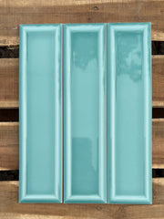 Gạch thẻ xanh nước hồ nhạt bóng lõm KT 68x280mm M6804S-A