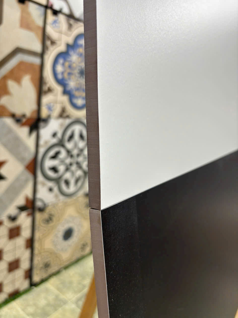 Gạch ốp tường 30x60cm Men Matt Mã Super White Mat-H52